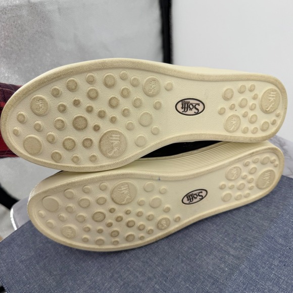 SOFFT Britton ll Women 9M Olive Green Suede Side Zip Ankle Bootie Sneaker Casual - Picture 5 of 11